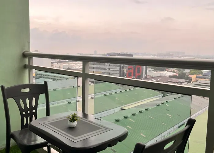Azure Urban - Urban Stays, View Aparthotel *