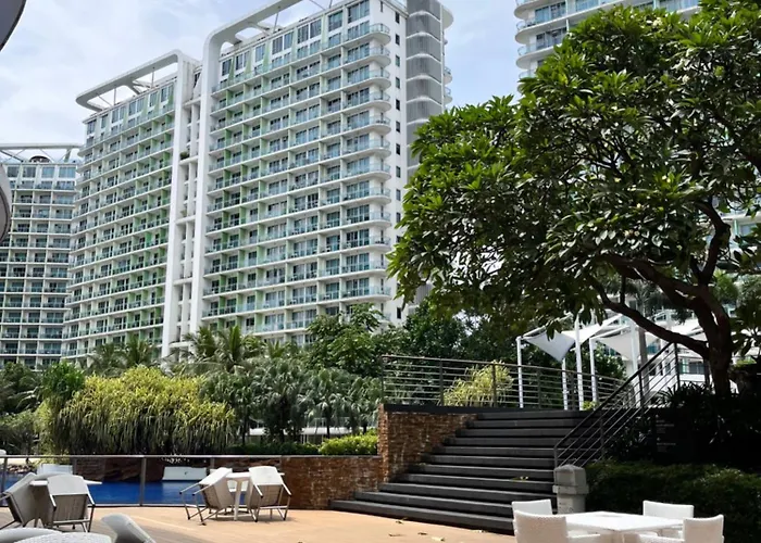 Azure Urban - Urban Stays, View Manila